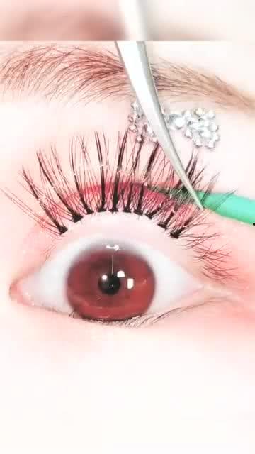 网红睫毛,打造迷人电眼攻略